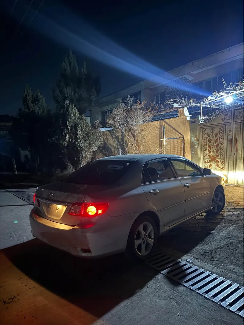 Toyota Corolla 2013 (3)