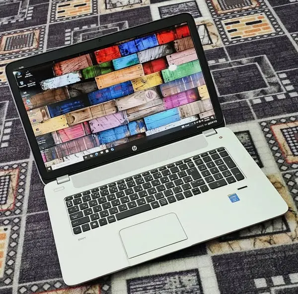 Laptop For Sale (1)