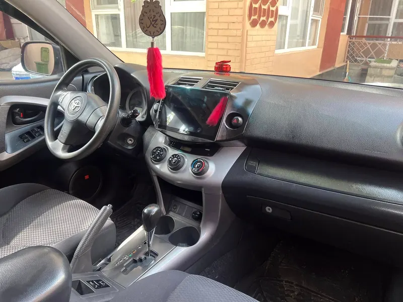 Toyota RAV4 - 2006 (4)