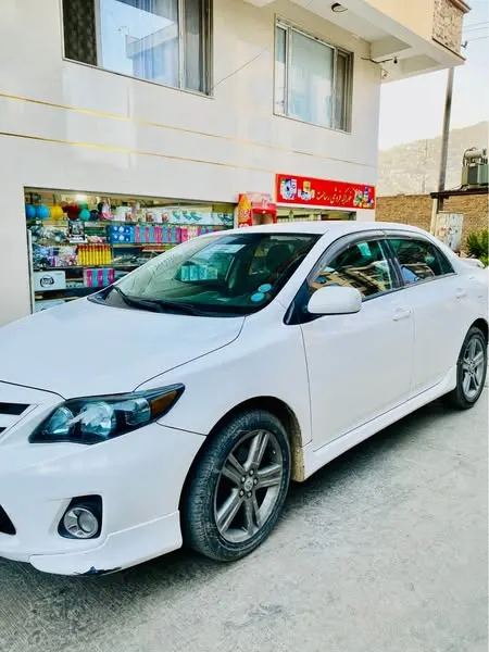 Toyota Corolla 2011 (1)