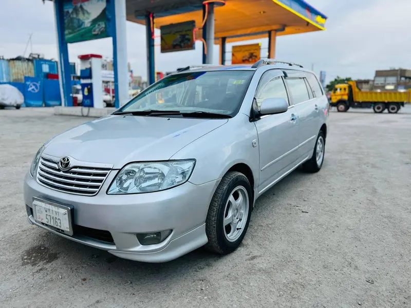 Toyota Fielder 2005 (1)