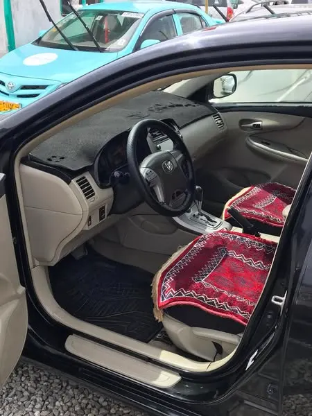 Toyota Corolla 2013 (4)