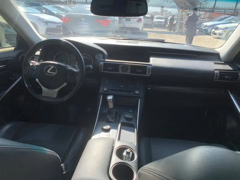 Lexus 2015 (4)