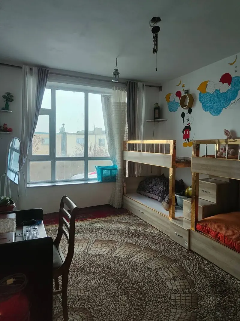 House for sale, 4 rooms, 500 m² (3)