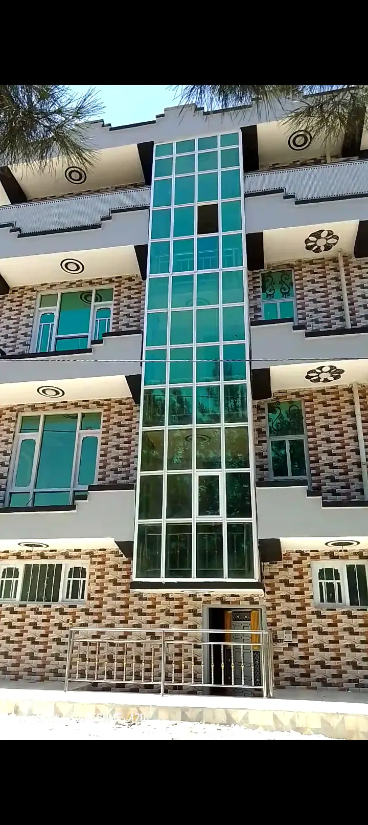 خانه 4 منزله برای فروش، به سبک بلاکی (1)