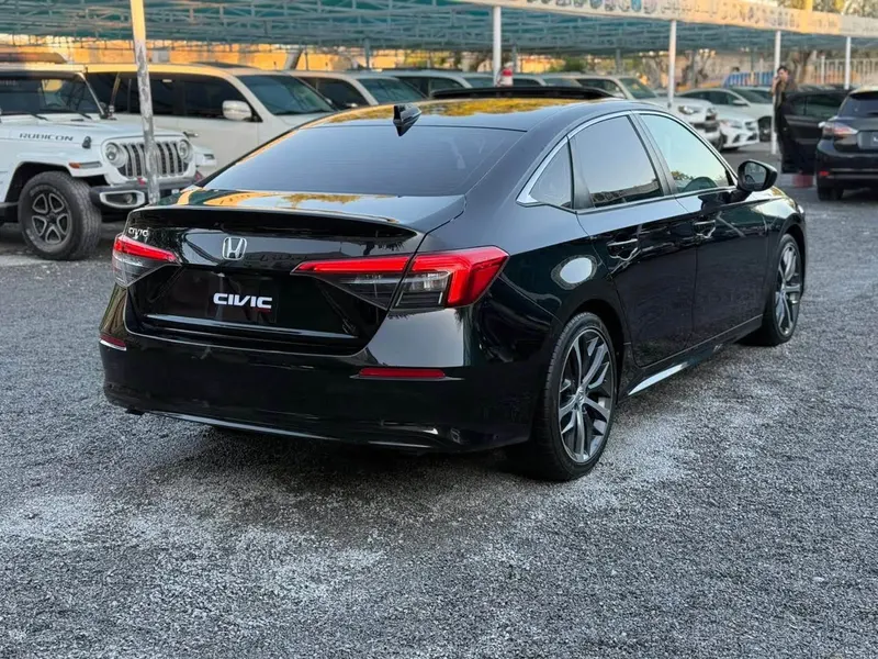 Honda Civic 2022 (3)