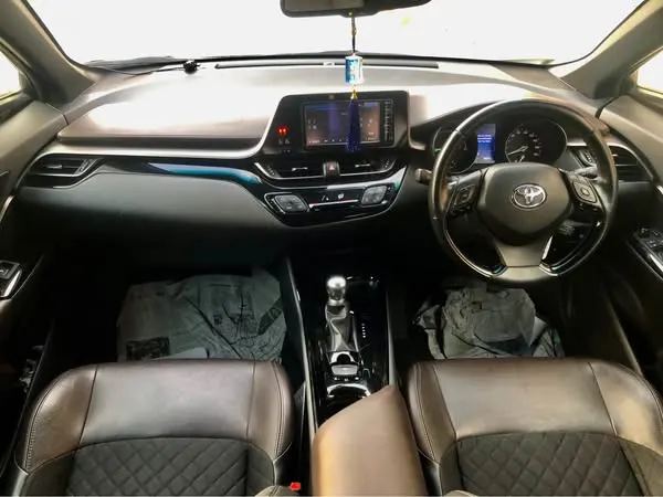 Toyota C-HR 2019 (4)