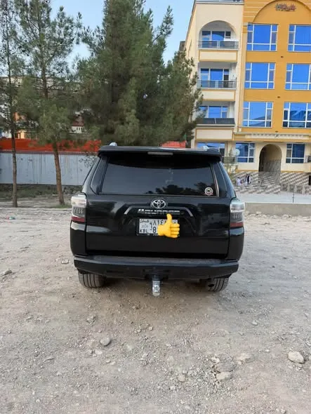 تویوتا 4Runner 2011 (3)