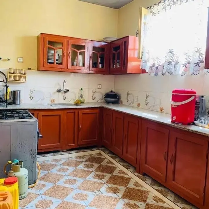 3-storey building for sale, 7 rooms, 150 m², Shor Takzar, Mazar-i-Sharif (4)