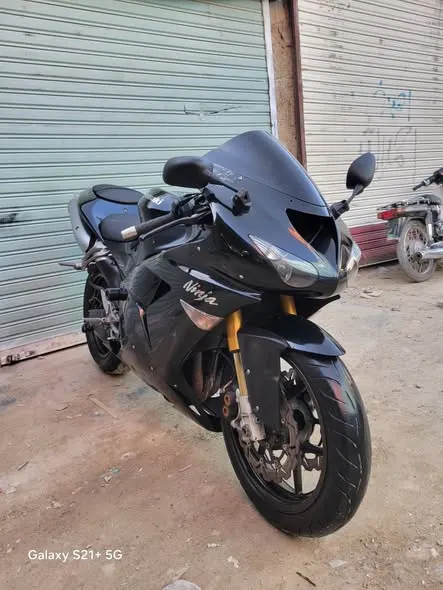 MotorCycle Kawasaki Ninja ZX-10R 2010 (3)