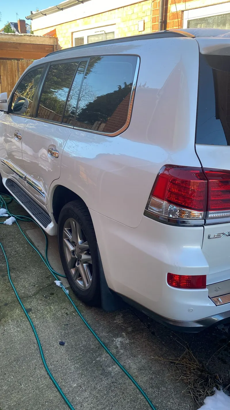 Lexus LX570 2015 (6)