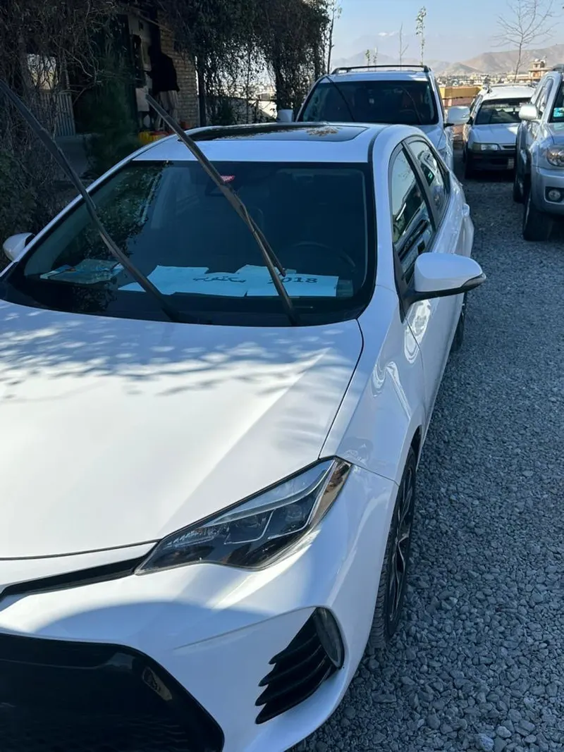 Toyota corolla 2018 (4)