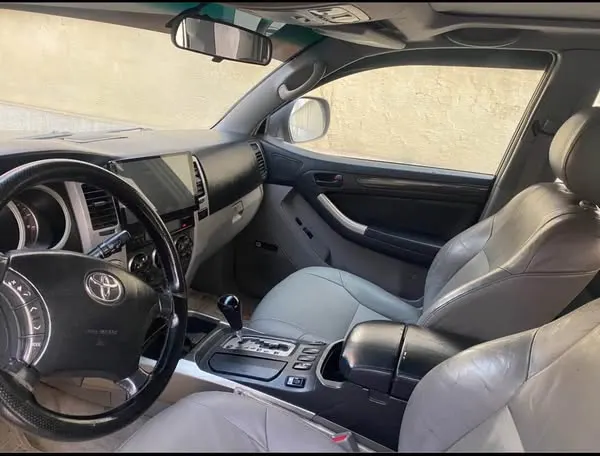 Toyota 4Runner 2004 (4)