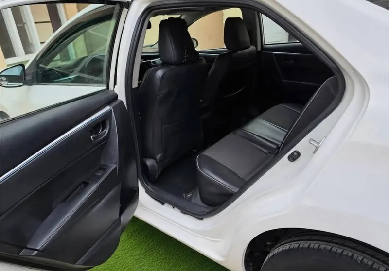 Toyota Corolla S 2016 (4)