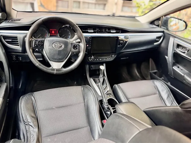 Toyota Corolla 2014 (4)