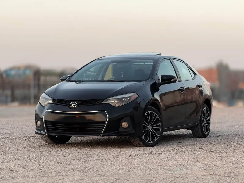 Toyota Corolla 2014 (2)