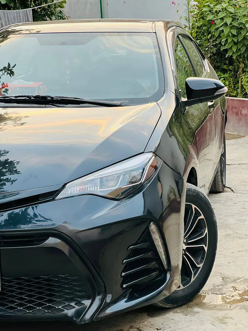 Toyota Corolla 2018 (1)