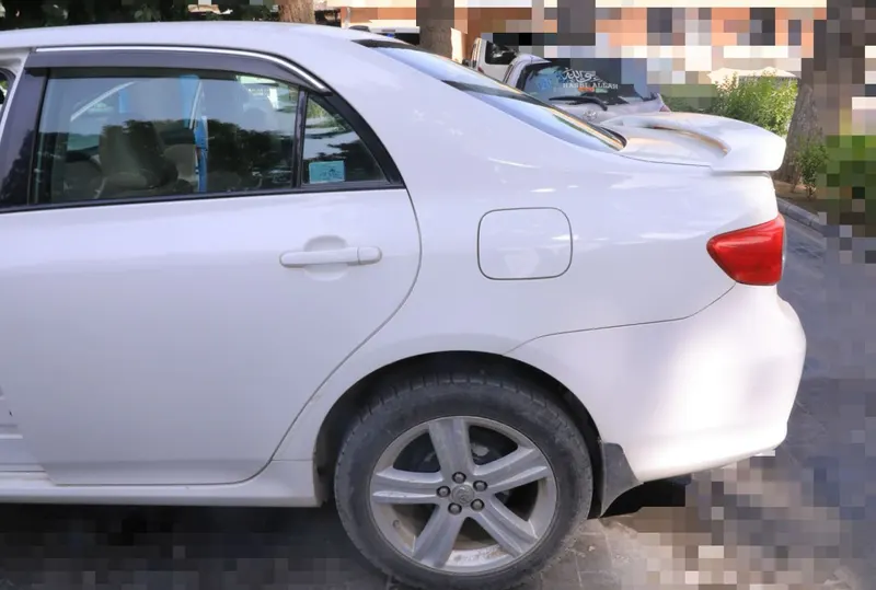 Toyota Corolla LE 2011 (6)