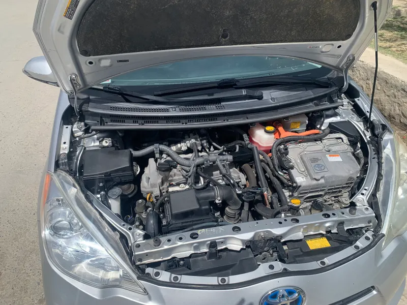 Toyota Aqua 2013 (6)