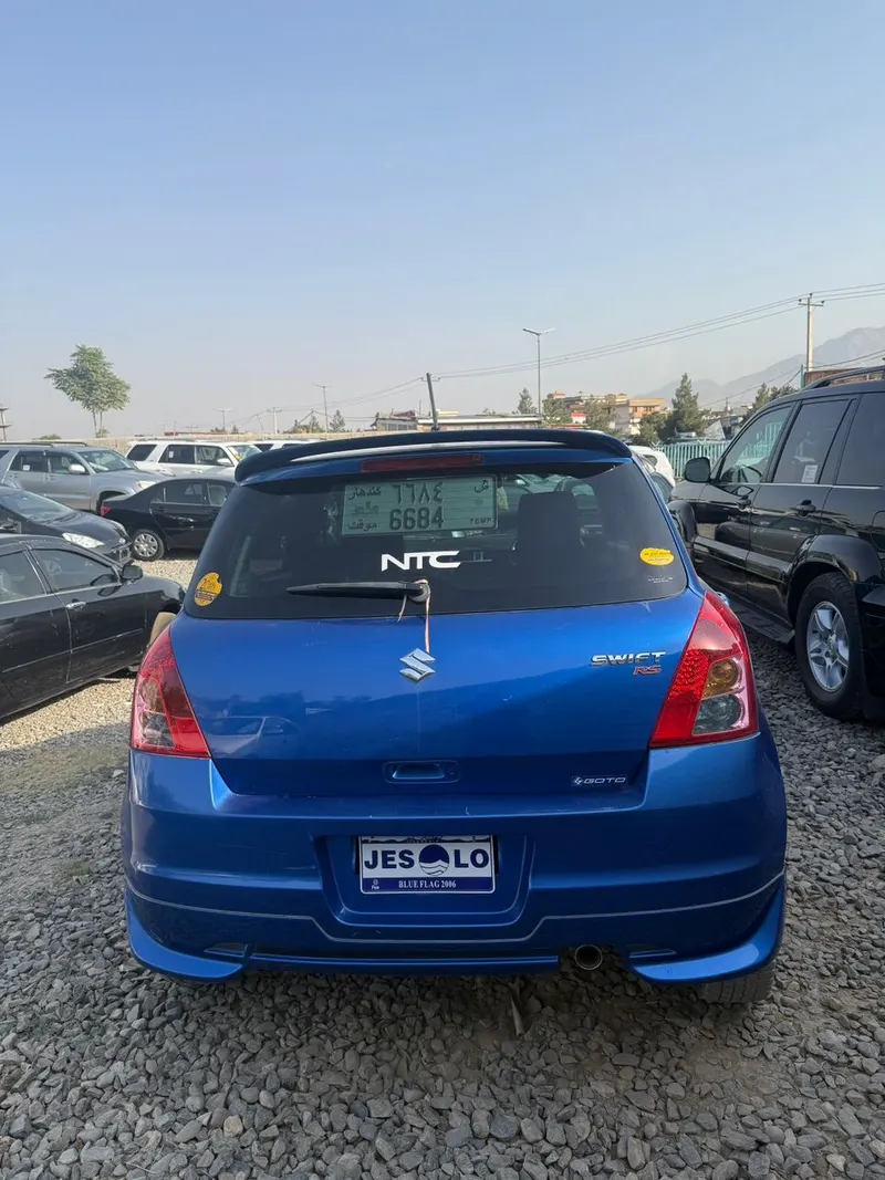 Suzuki Swift RS 2010 (2)