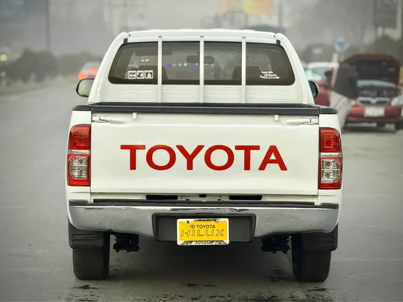 Toyota 2013 (3)