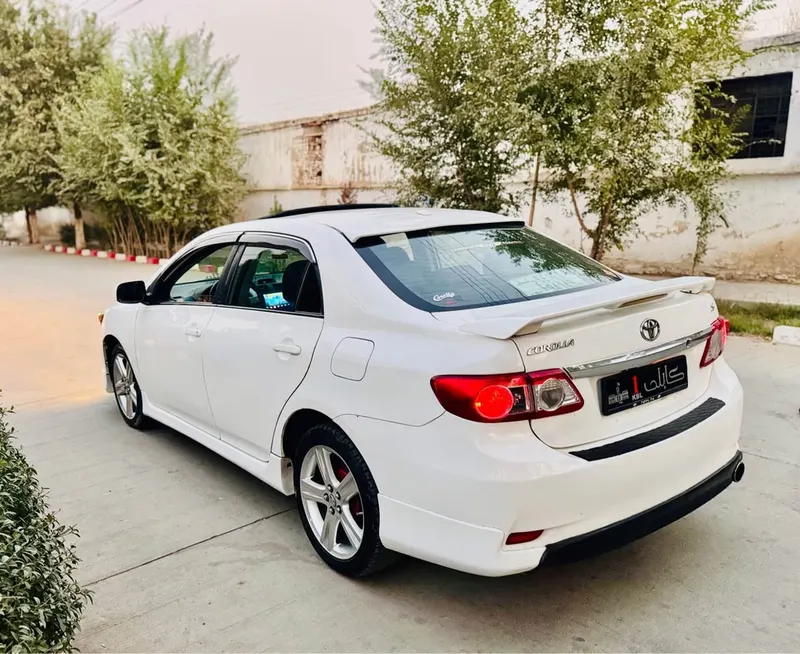 Toyota Corolla 2009 (2)