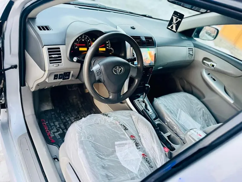 Toyota Corolla 2010 (4)