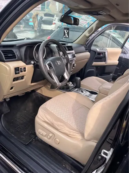 Toyota 4Runner SR5 2013 (3)