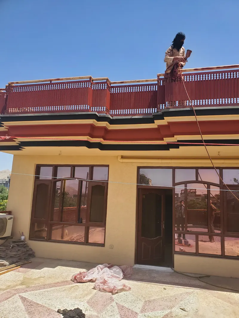 2.5-storey house for sale, 9 rooms, 200 m², Golai Park, District 11, Kabul (4)