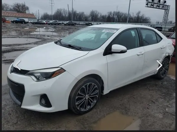 Toyota Corolla S 2016 (2)