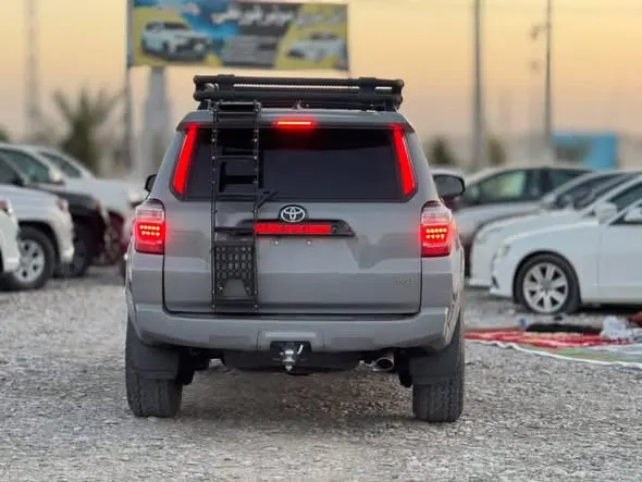 Toyota 4 Runner 2017 (3)