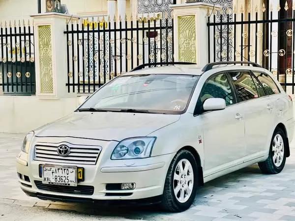 Toyota Avensis 2004 (2)