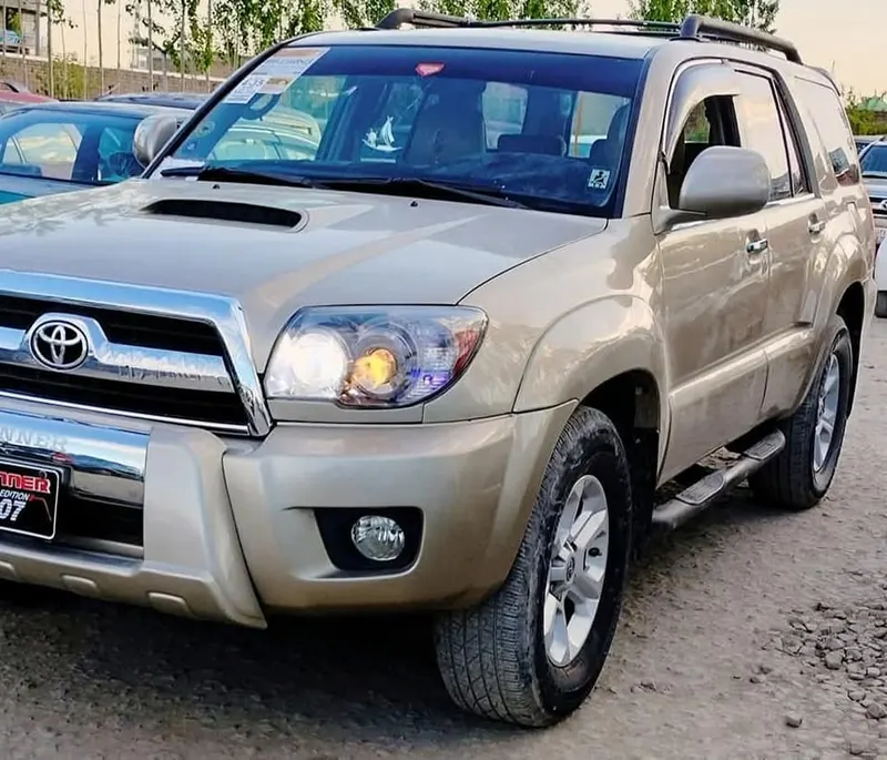 تویوتا 4Runner 2004 (1)