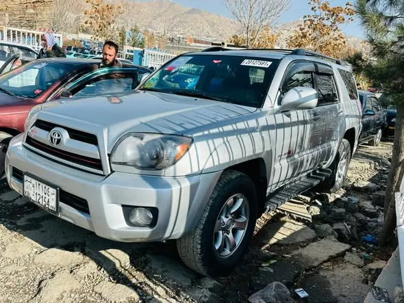 Toyota 4 Runner 2004 (1)