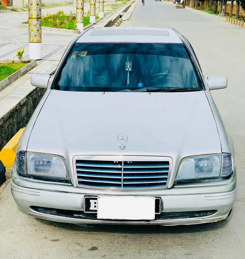 Mercedes-Benz 1993 (1)