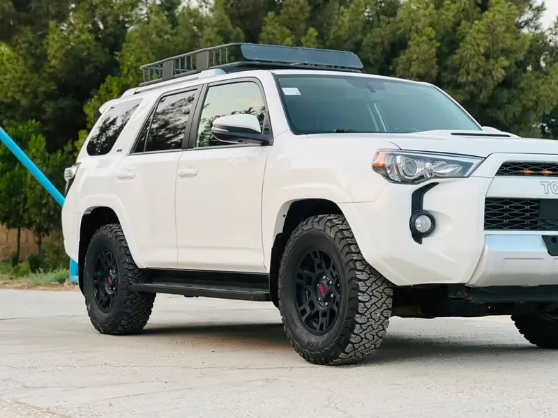 تویوتا 4Runner 2018 (3)
