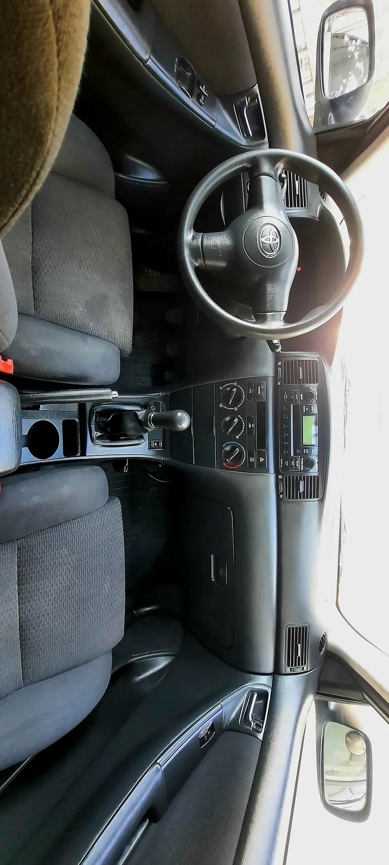 Toyota Fielder 2005 (4)