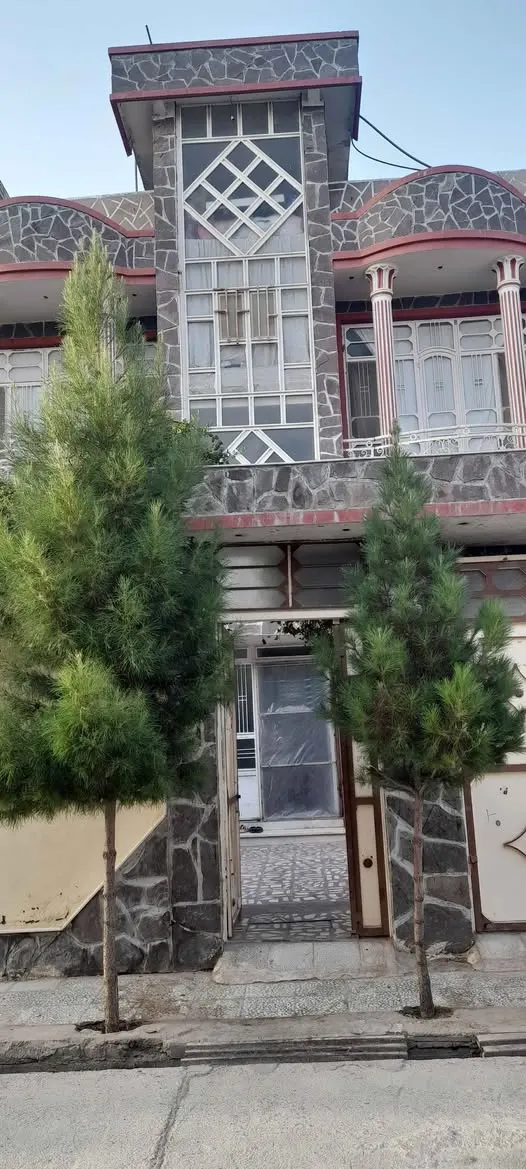 2-storey house for sale, 6 rooms, 160 m² (1)