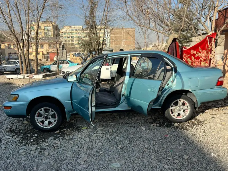 Toyota Corolla 1995 (3)