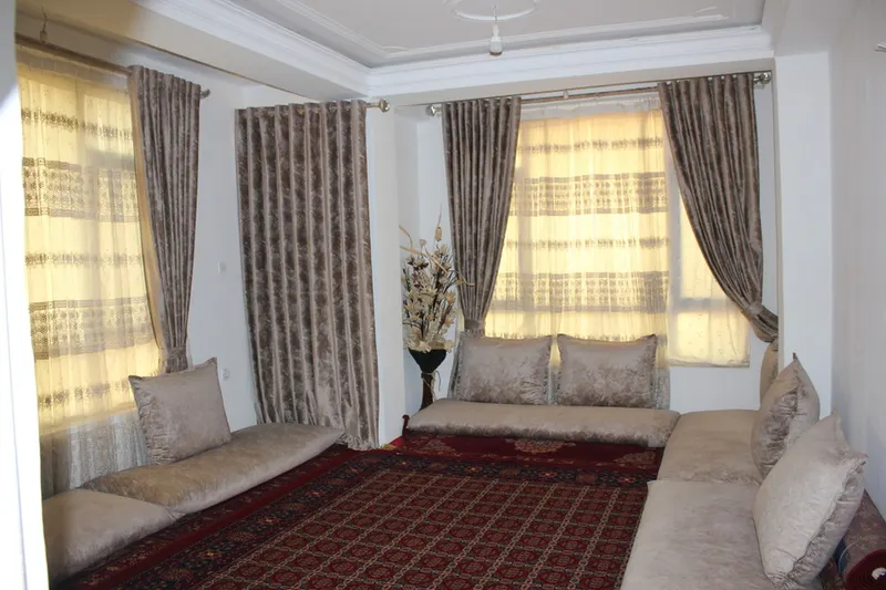 Apartment for sale, 4 rooms, 2nd floor (2)