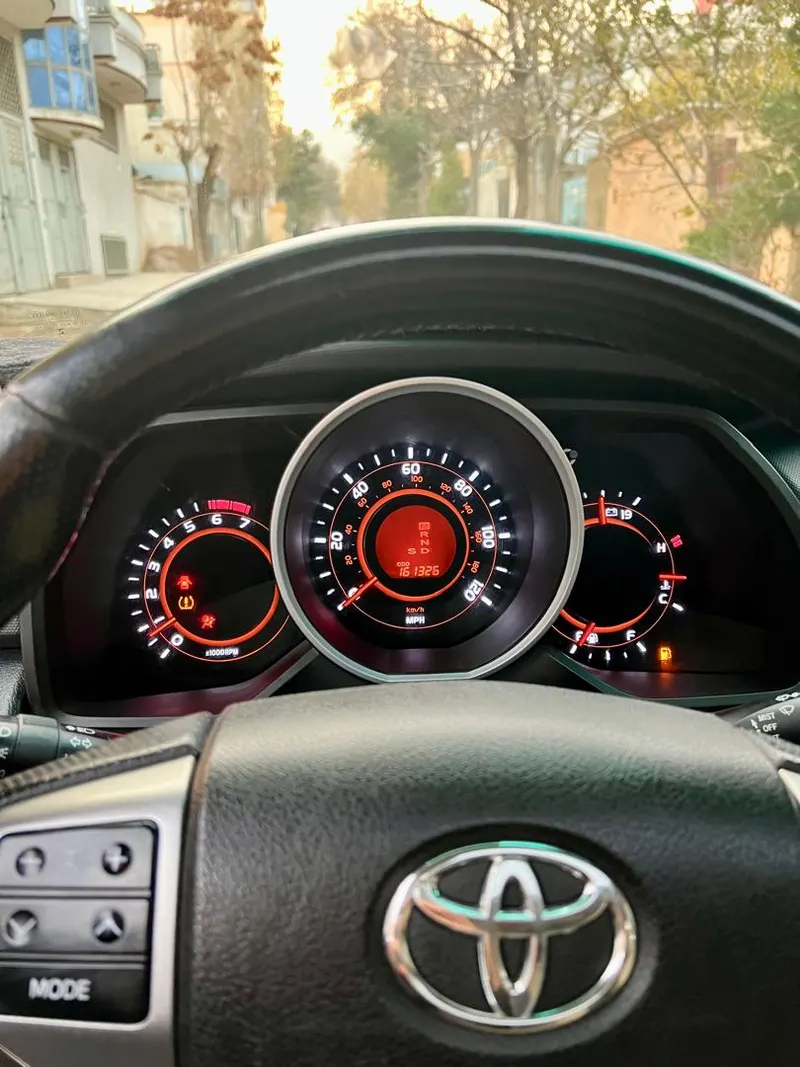 Toyota 4 Runner 2013 (7)
