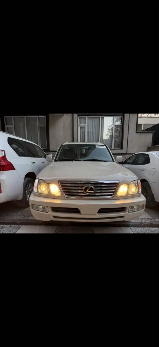 Lexus LX 470 2006 (2)