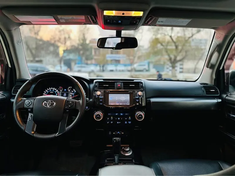 Toyota Fortuner 2019 (4)