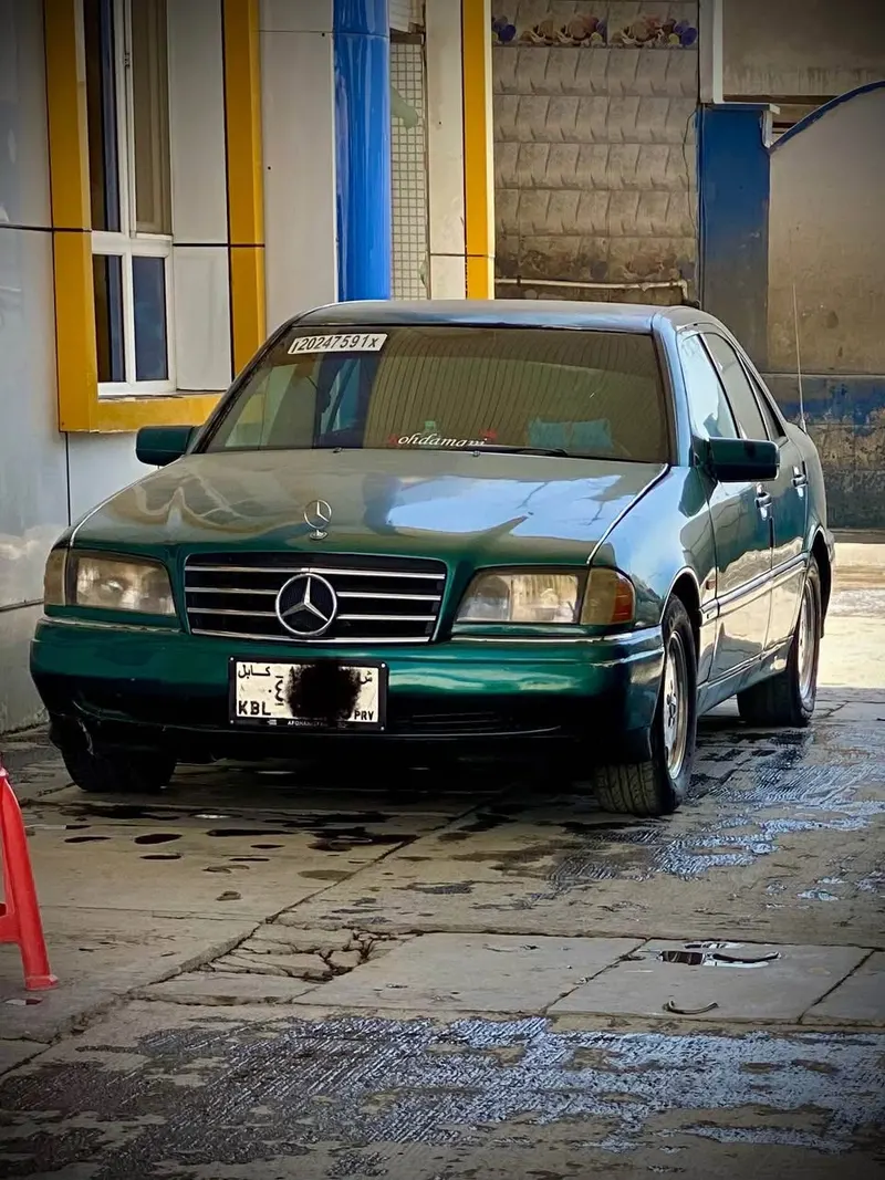 Mercedes-Benz 1995 (2)