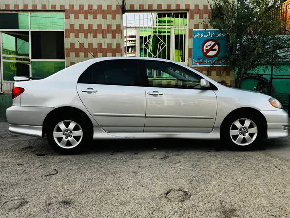 Toyota Corolla 2006 (2)