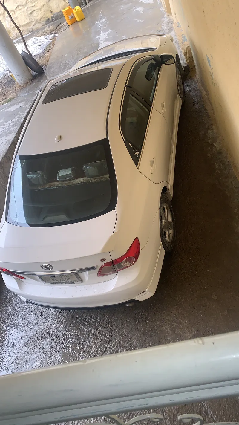 Toyota Corolla 2010 (3)