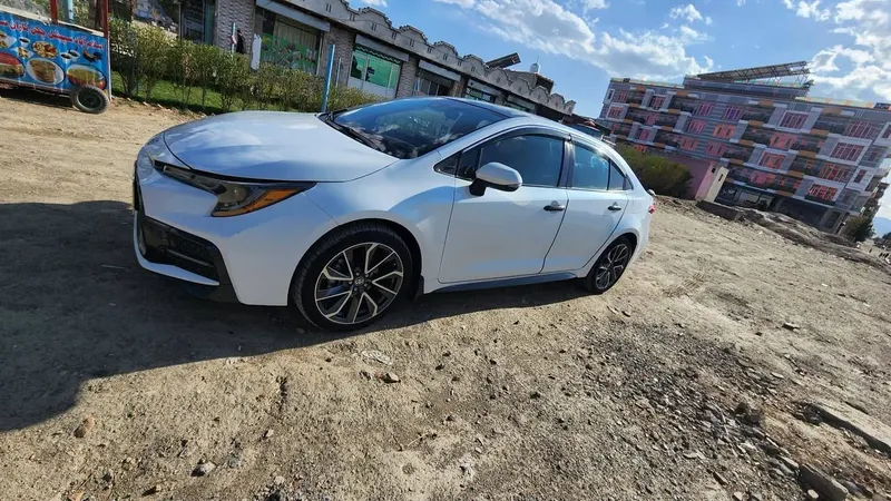 Toyota Corolla XSE 2022 (2)