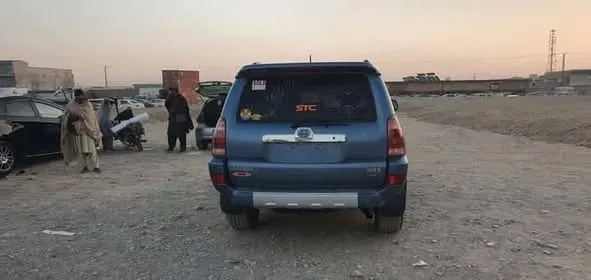 Toyota 4Runner 2004 (3)