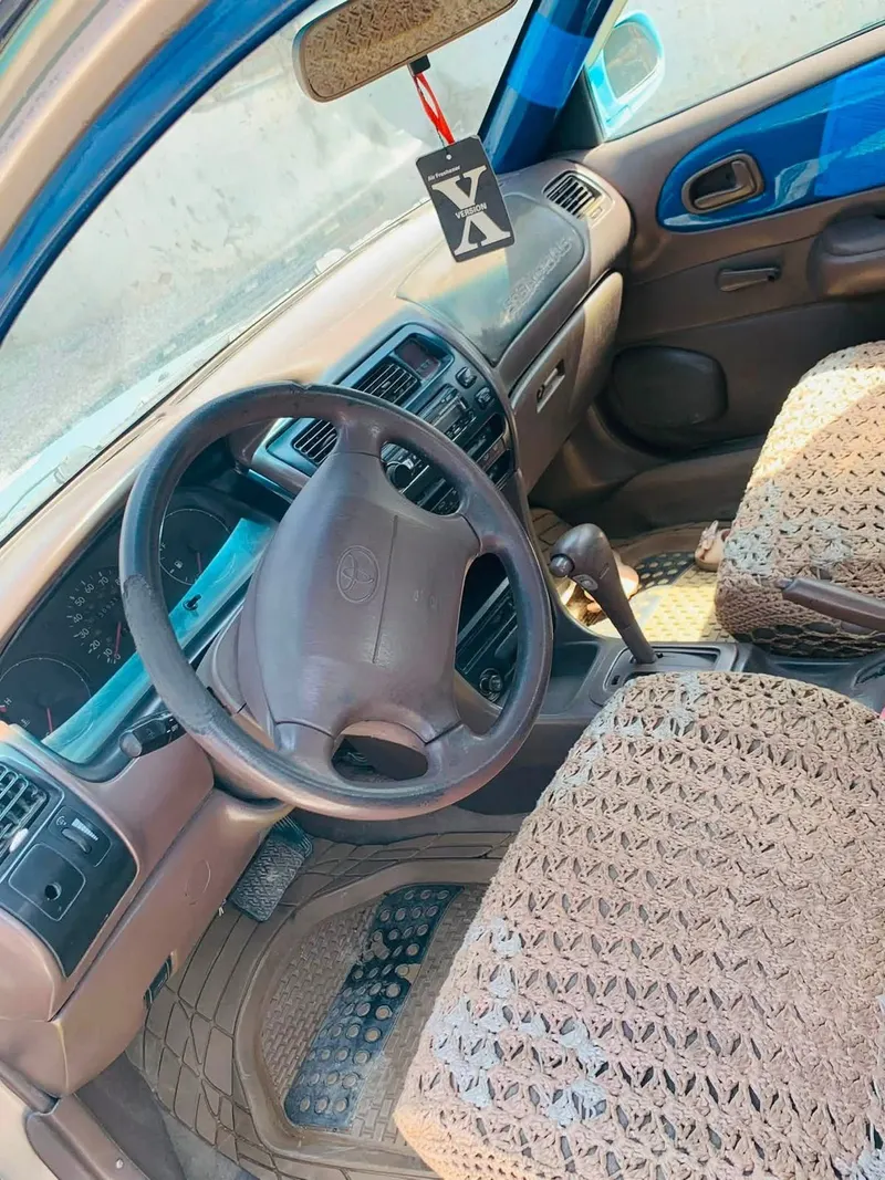 Toyota Corolla 1996 (4)