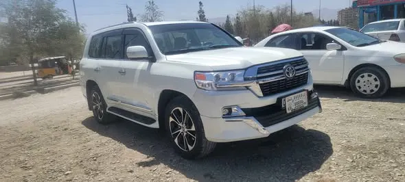 Toyota Land Cruiser 2008 (1)